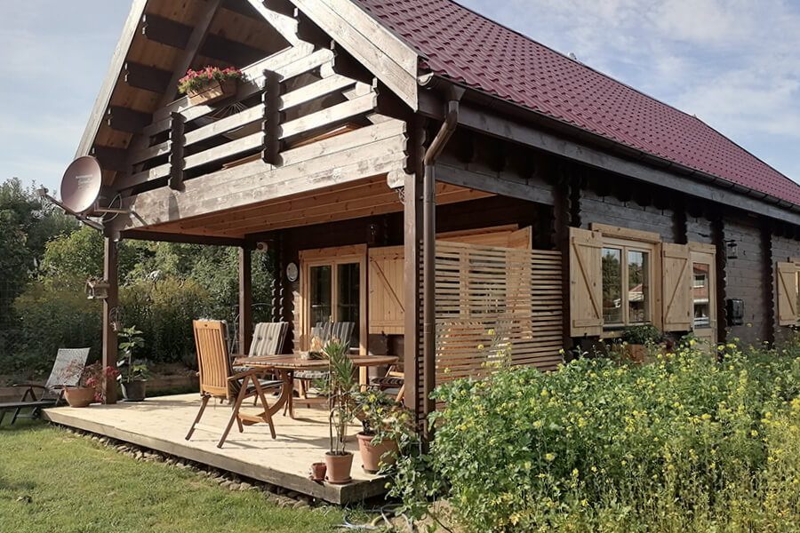 Ganze-und-entwerfen-von-Grund-auf-ein-Haus-Design-nach-Maß